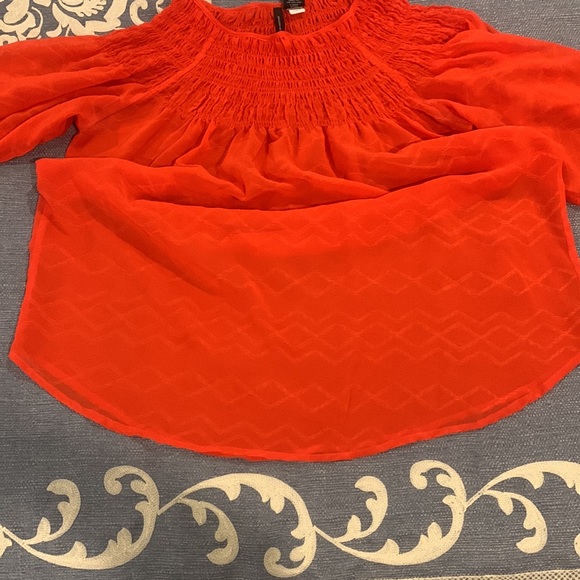 New Directions Orange Smocked Blouse Sz M - Picture 8 of 10